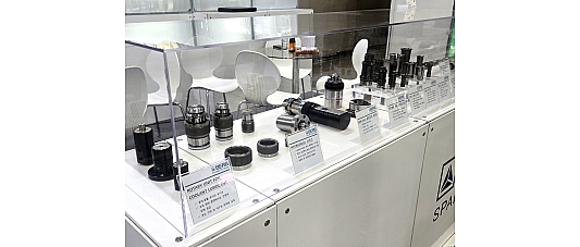 Reichhaltiges Produktportfolio in Seoul: Kühlschmiermittel-Drehdurchführungen, Hydrodocks, kabellose Spannkraftmessgeräte sowie HSK- und SK-Spannsätze