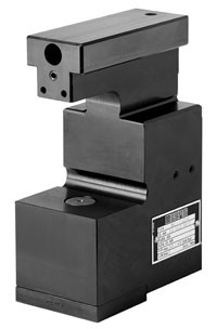 Hydraulic C clamping system