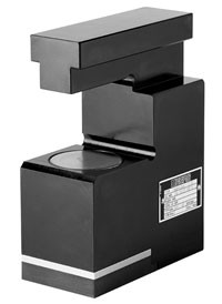 Hydromechanical C clamping system (self-locking)